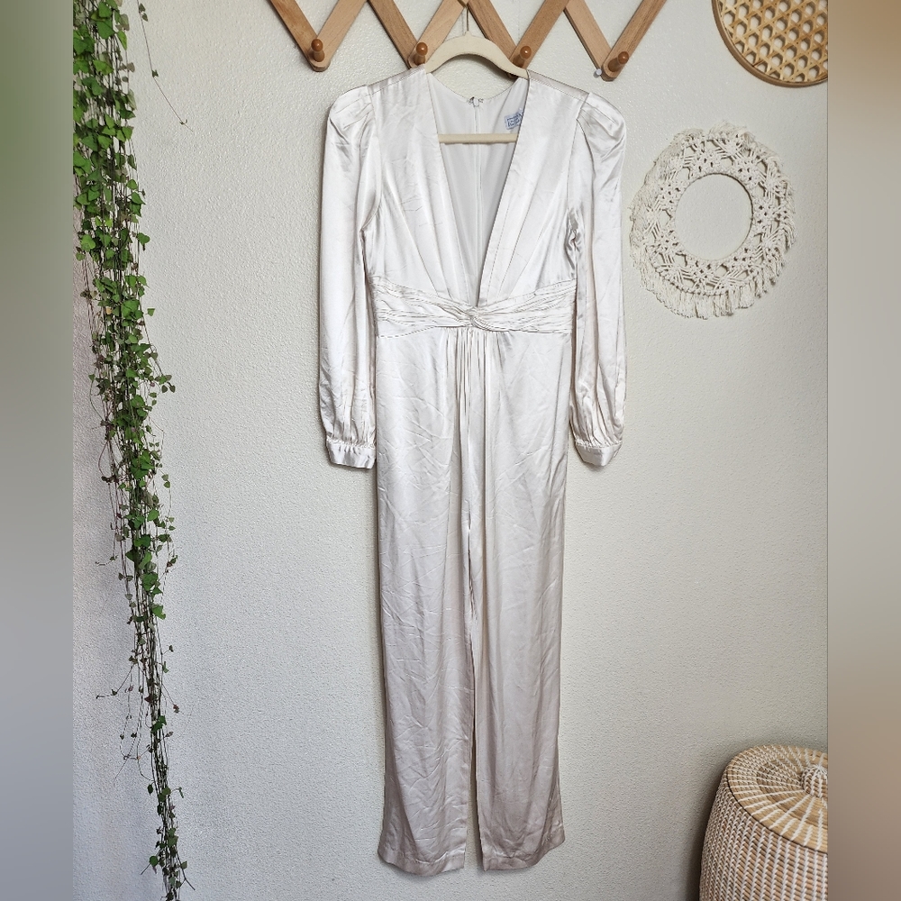 Ieena for Mac Duggal Puff Sleeve Jumpsuit In White Pearl Women's Size 6